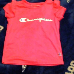 Champion 3T shirt